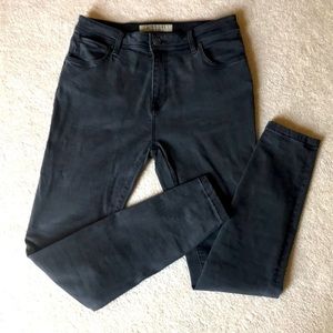 Burberry  Skinny Jeans in size 8-10